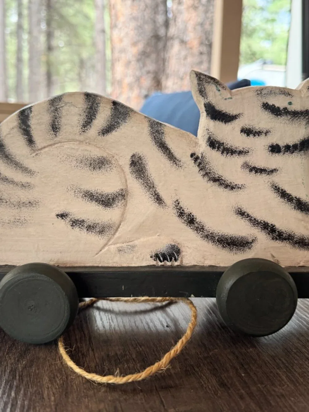 Vintage Cabin Cottage Wooden Folk Art Tabby Cat Pull Toy